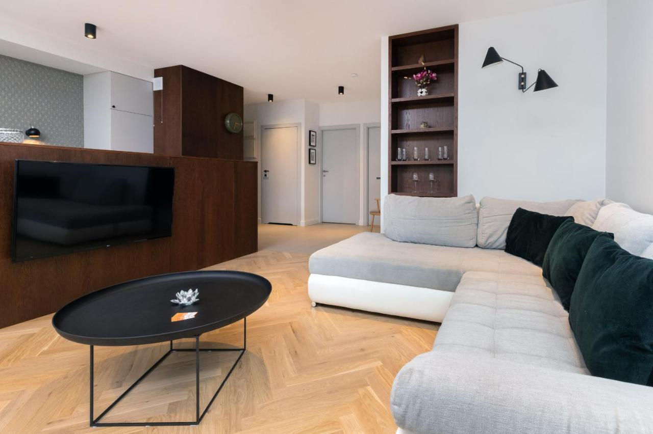 Superior Apartment With Balcony & Parking Gdansk By Noclegi Renters Prestige ภายนอก รูปภาพ